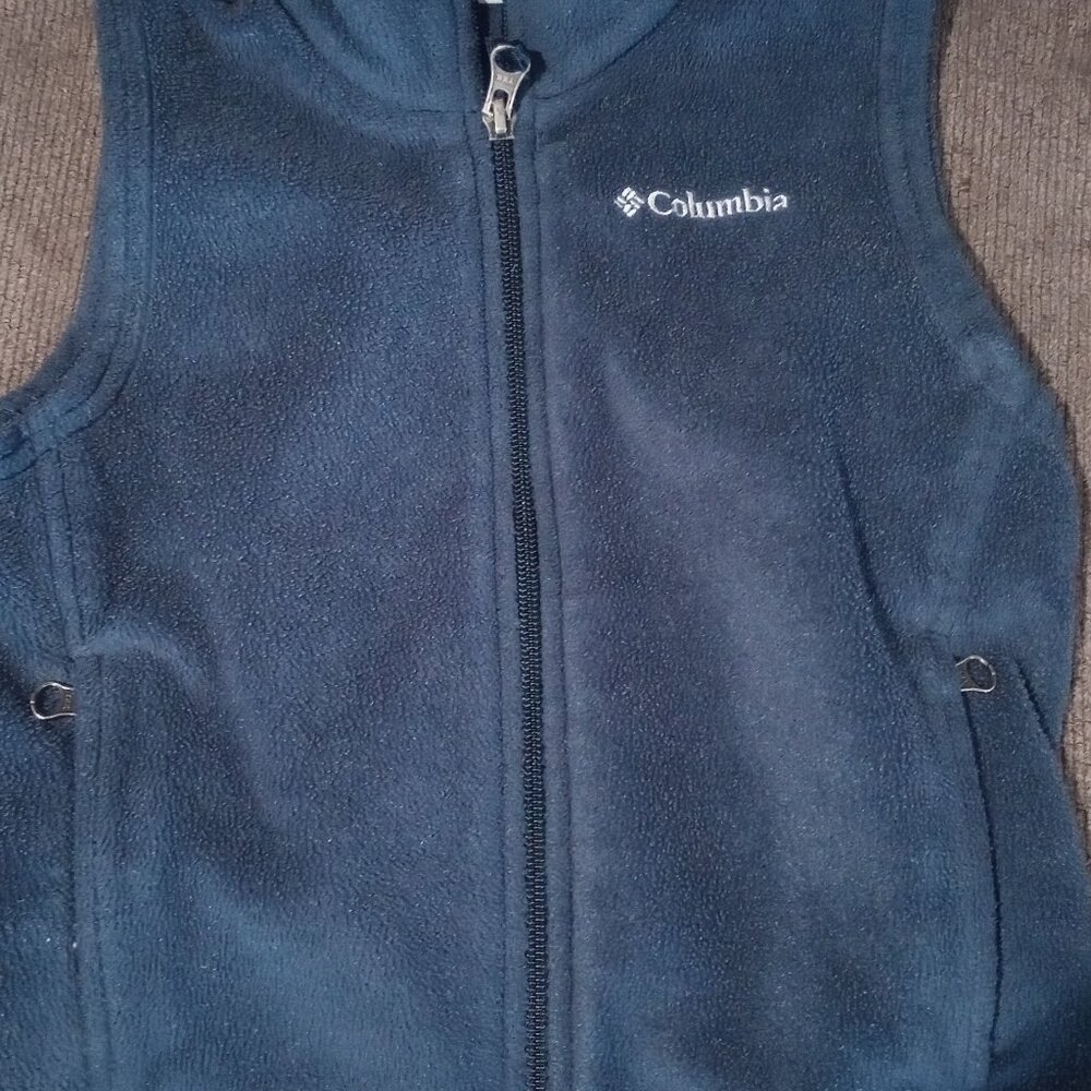 Boys fleece Columbia vest size 4/5